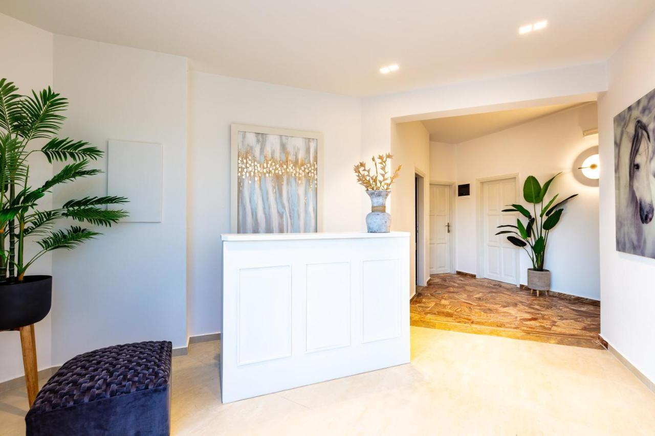 גאורגיופוליס Pinelopi Beach Suites מראה חיצוני תמונה
